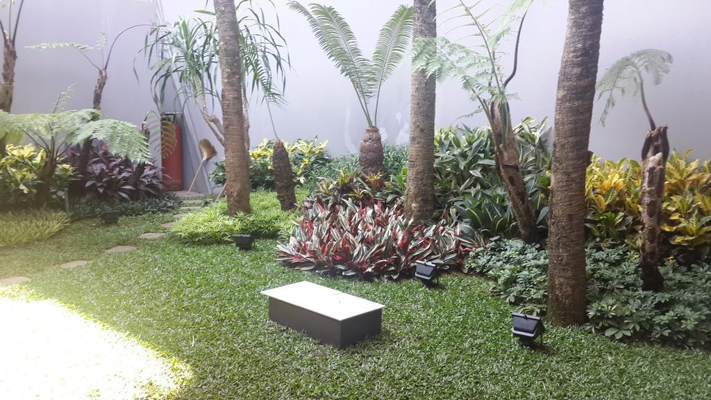 Hotel Dago Teuku Angkasa 14 Bandung Exterior foto