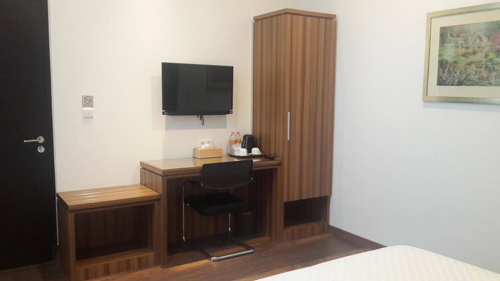 Hotel Dago Teuku Angkasa 14 Bandung Habitación foto